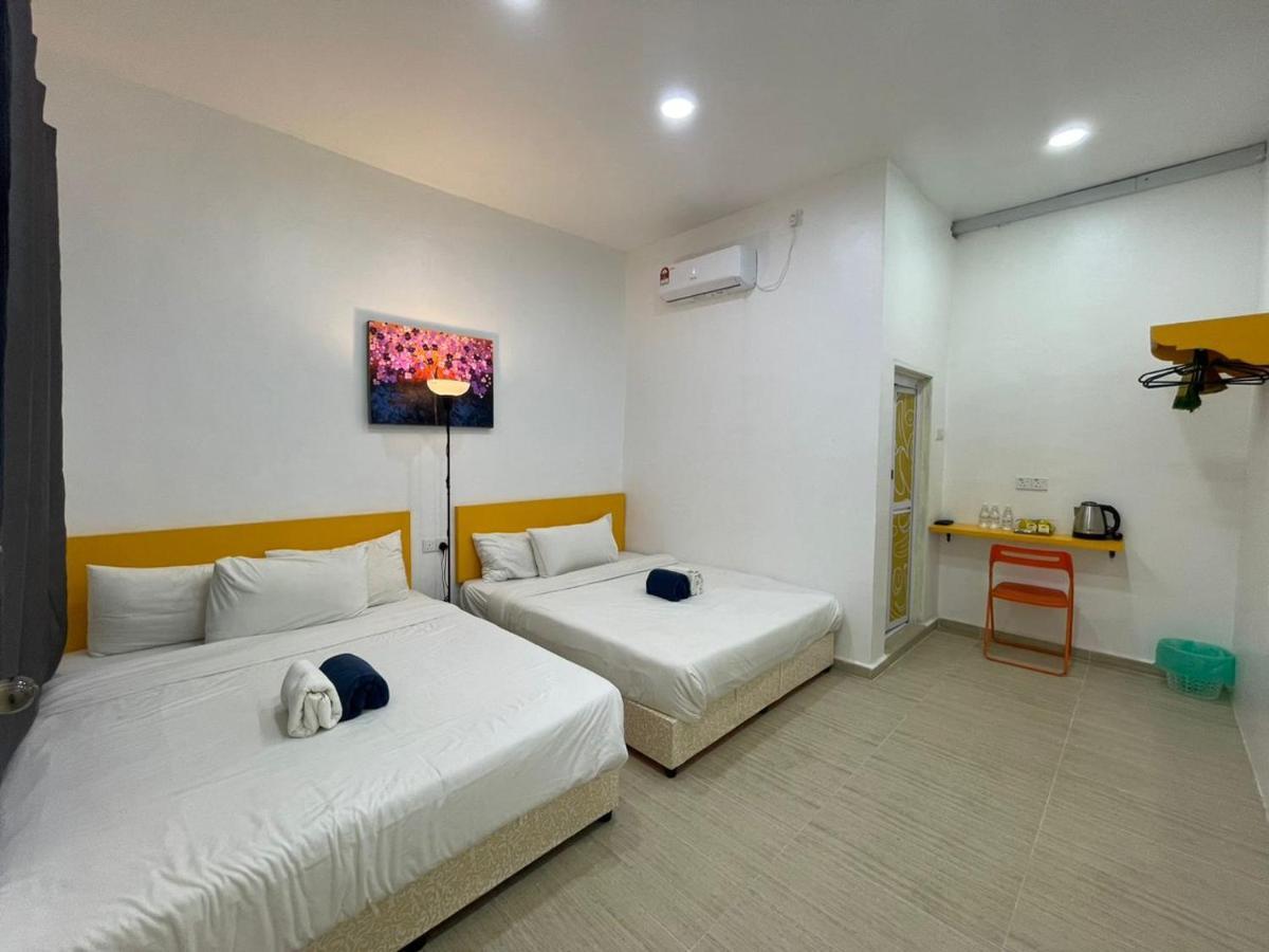 The Serai Cottage Transit Hotel Kampong Gong Badak Buitenkant foto