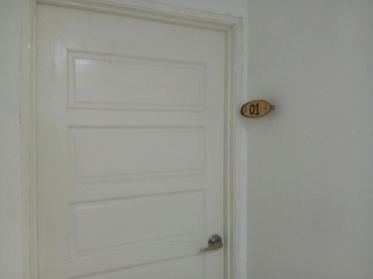 The Serai Cottage Transit Hotel Kampong Gong Badak Buitenkant foto