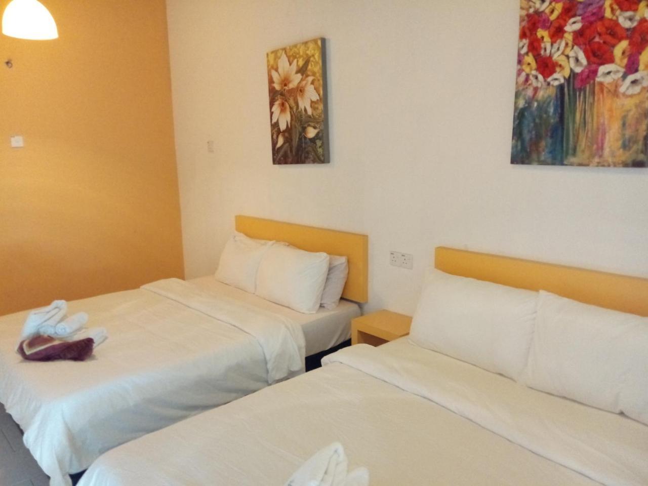 The Serai Cottage Transit Hotel Kampong Gong Badak Buitenkant foto